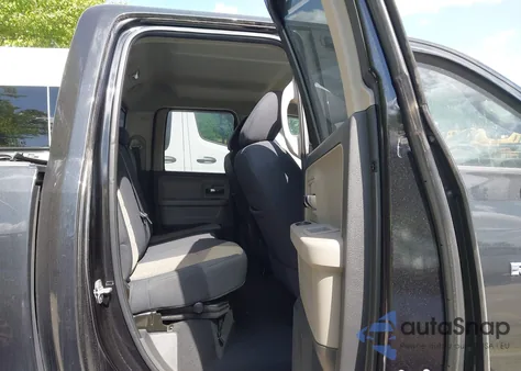 2011 Ram Ram 1500 Slt z USA, uszkodzony, nr VIN 1D7RV1GT2BS548769